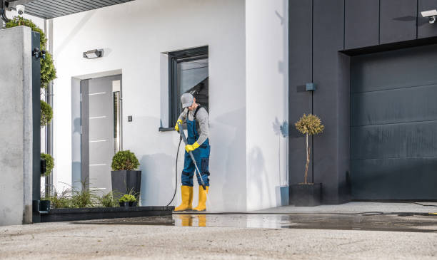 Best Parking Lot and Garage Cleaning  in Lla Lla East, WA